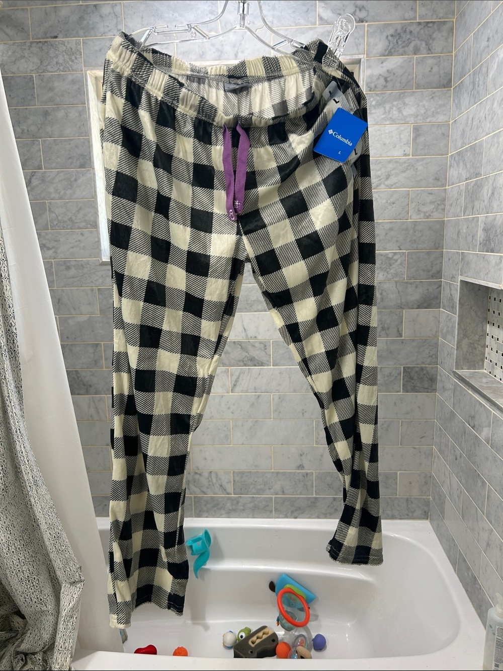 NWT Columbia women’s black and cream houndstooth pajama pants size large